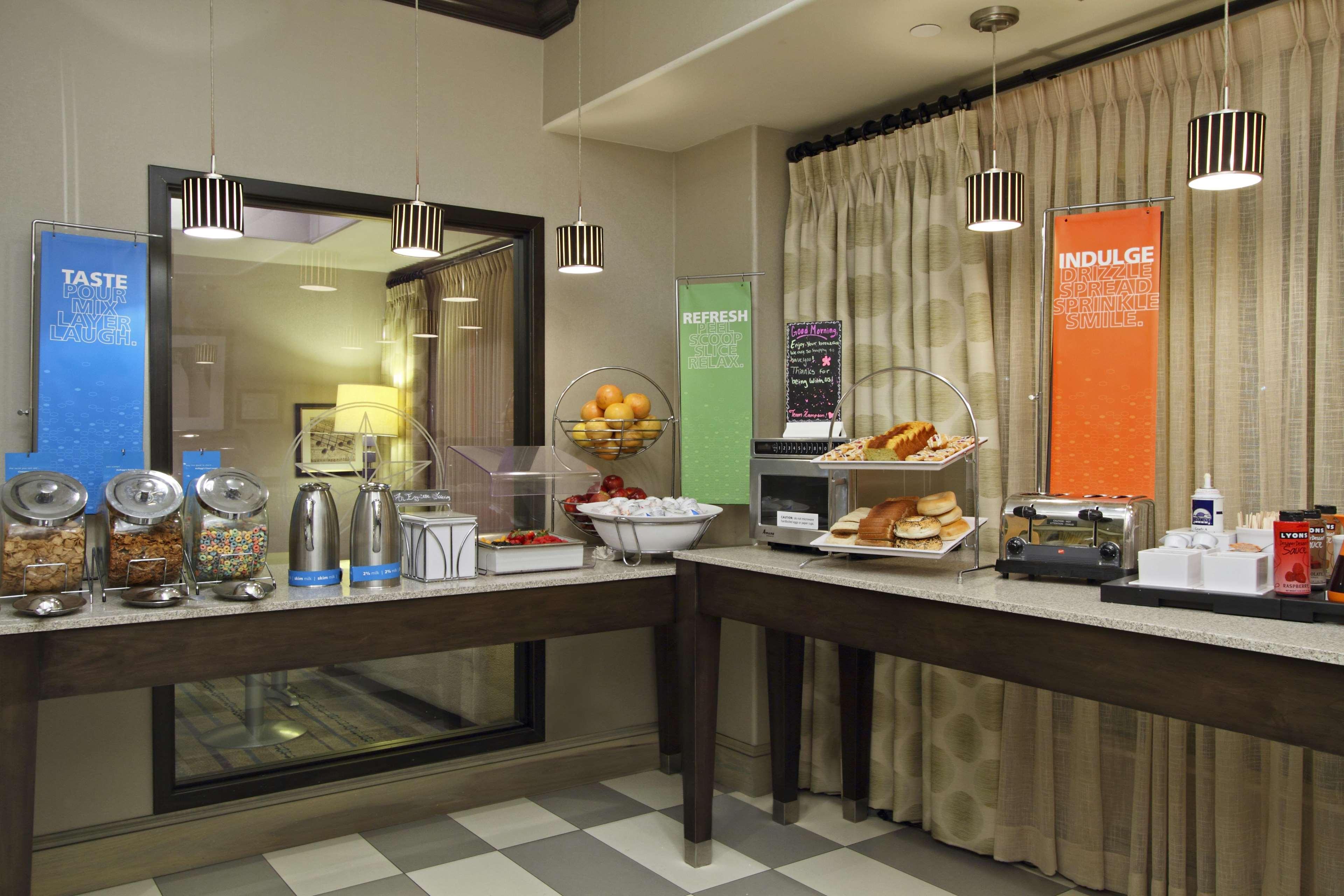 Hampton By Hilton Austin South - I-35 & Ben White Hotel Buitenkant foto