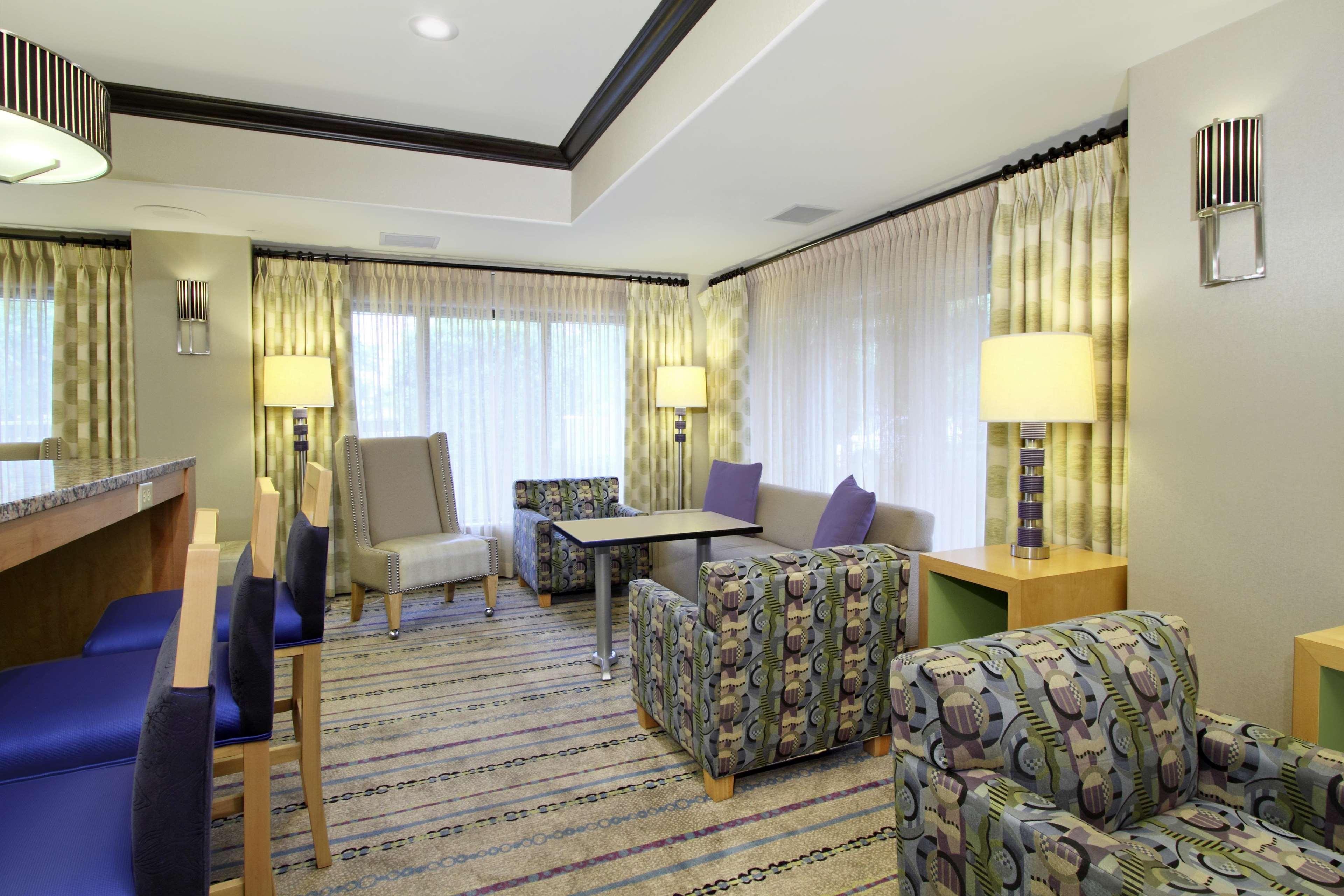 Hampton By Hilton Austin South - I-35 & Ben White Hotel Buitenkant foto